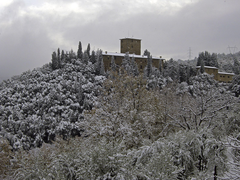 La magica atmosfera del Chianti innevato